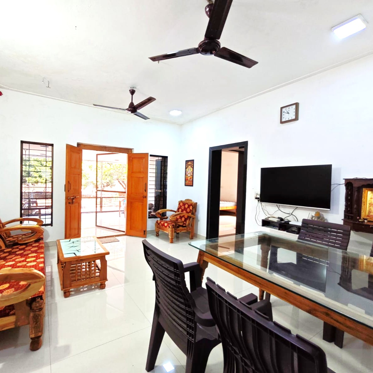 WhatsApp Image 2026-04-10 at 13.33.43