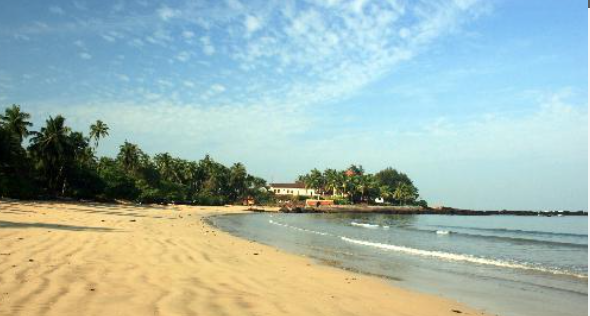 Chiwla Beach in Malvan